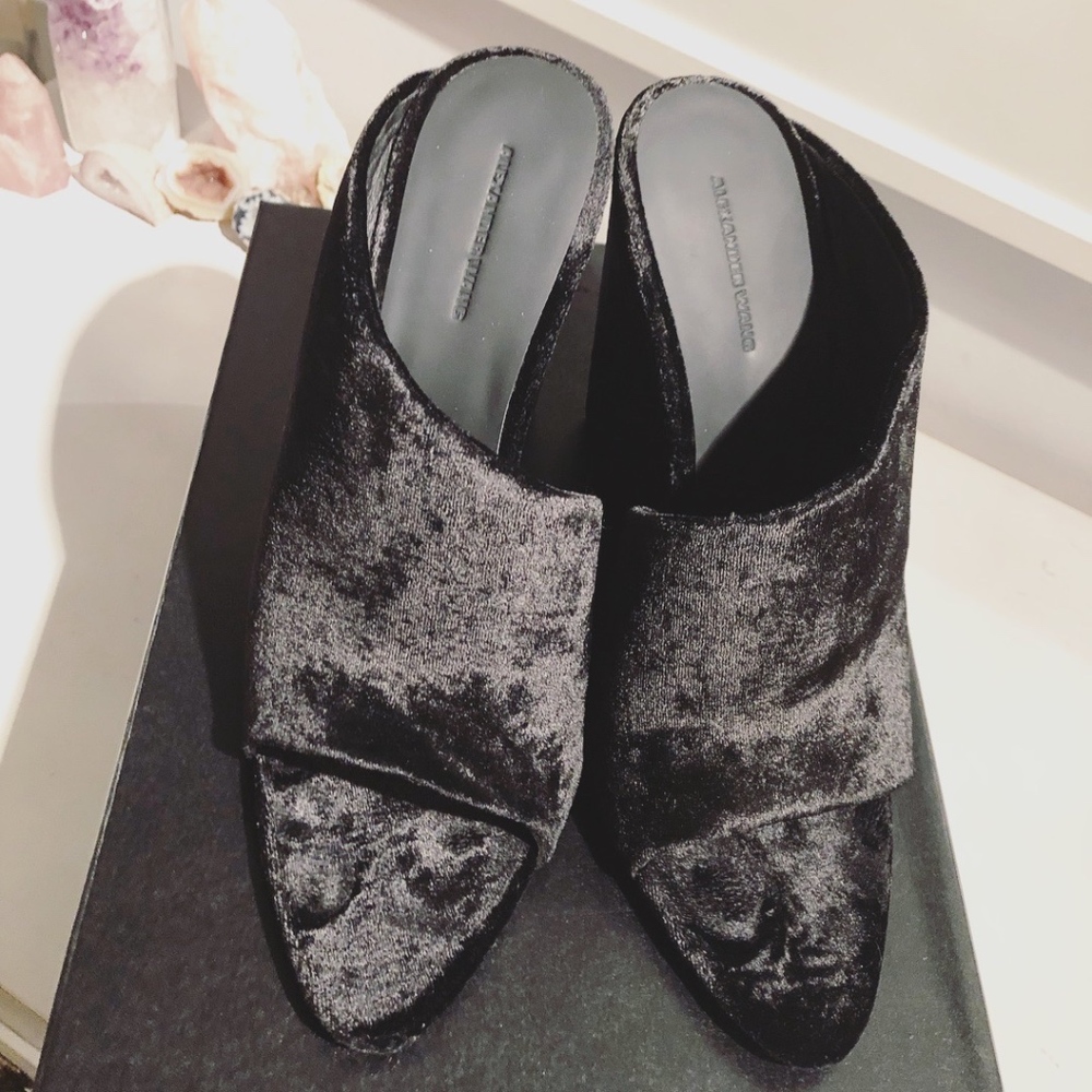 ALEXANDER WANG Crushed Velvet Black Mules Wedges - Picture 3 of 8